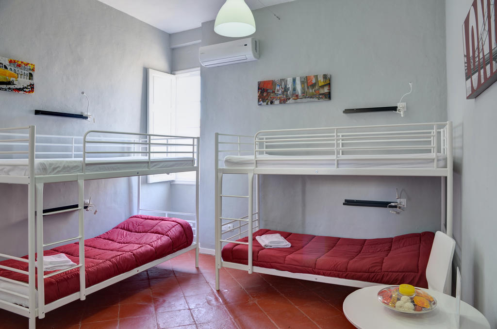 Apartamentos Gold Malaga Room photo
