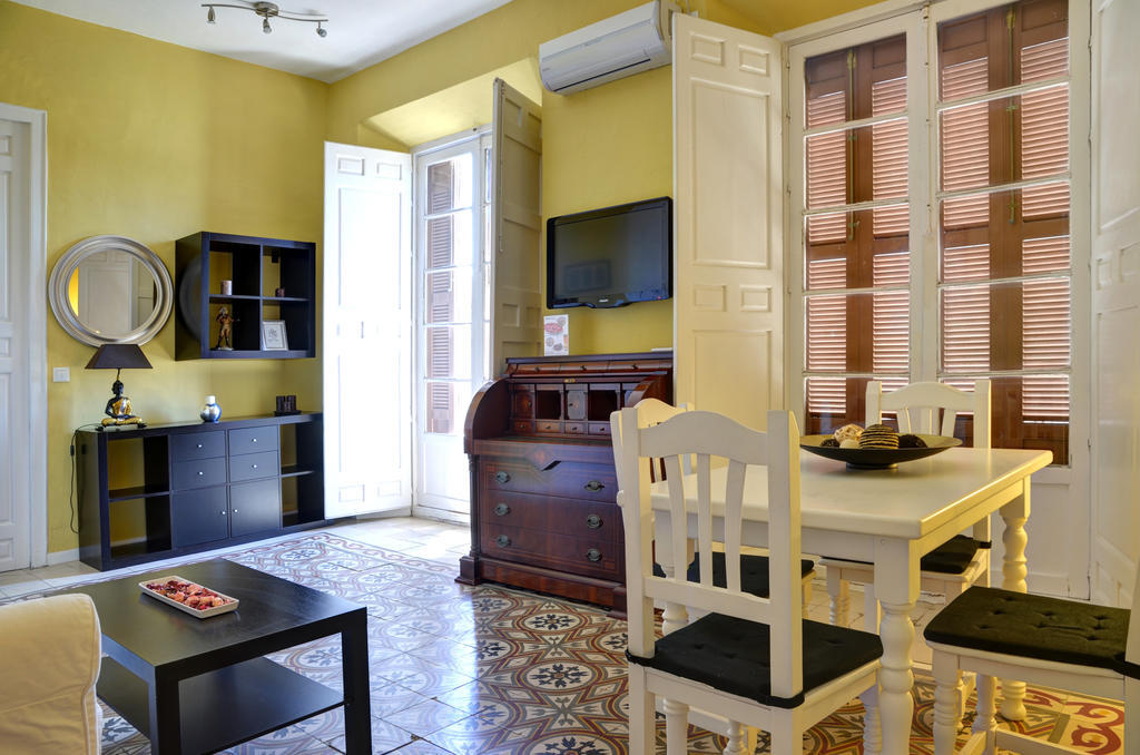 Apartamentos Gold Malaga Room photo